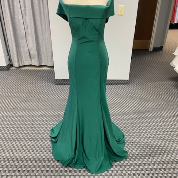Off the Shoulder Green Formal Dress with Train - Picture 1 of 9